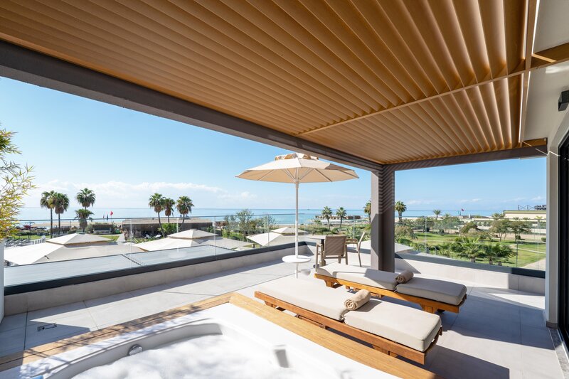 LUNA VISTA HOTEL