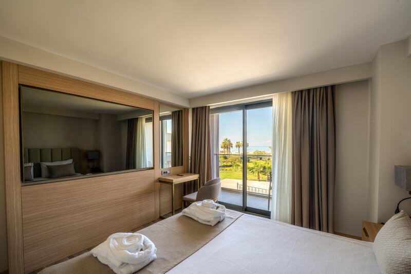 LUNA VISTA HOTEL