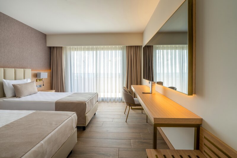 LUNA VISTA HOTEL