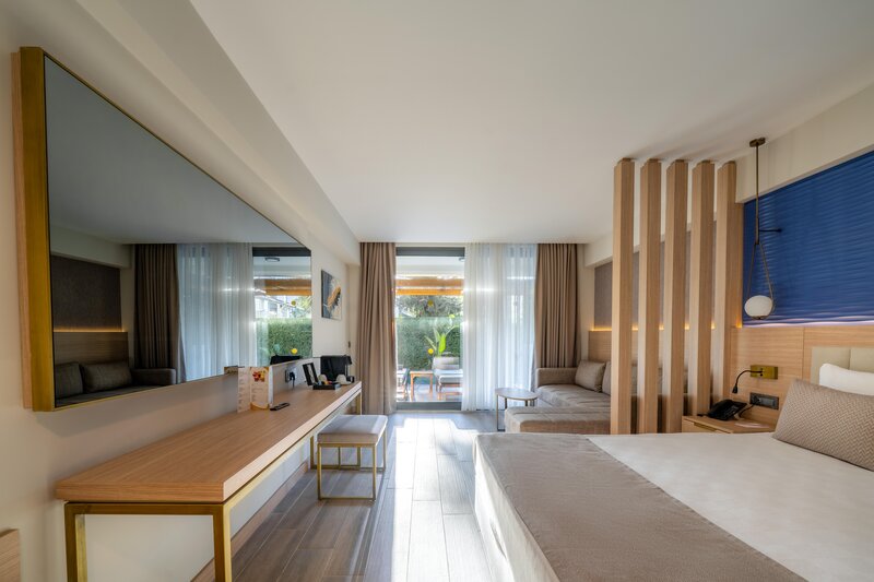 LUNA VISTA HOTEL
