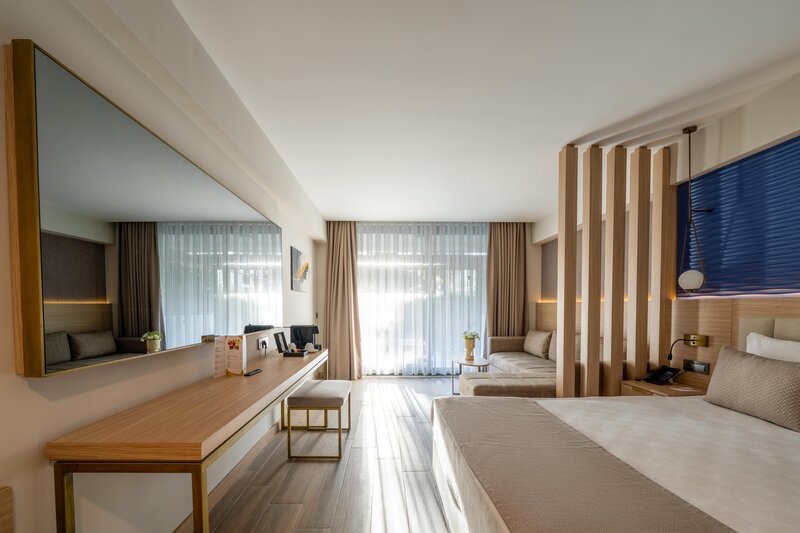 LUNA VISTA HOTEL