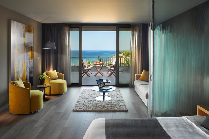 BLUE DOLPHIN HOTEL