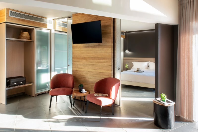 BLUE DOLPHIN HOTEL
