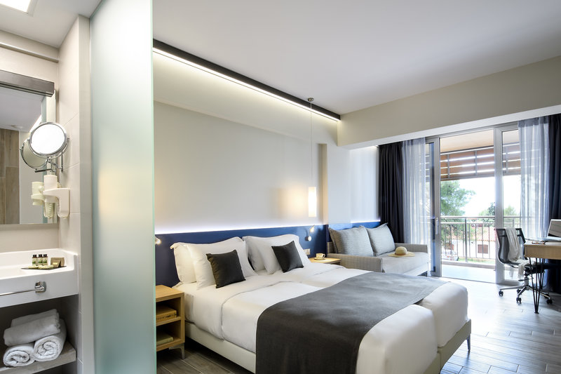 BLUE DOLPHIN HOTEL