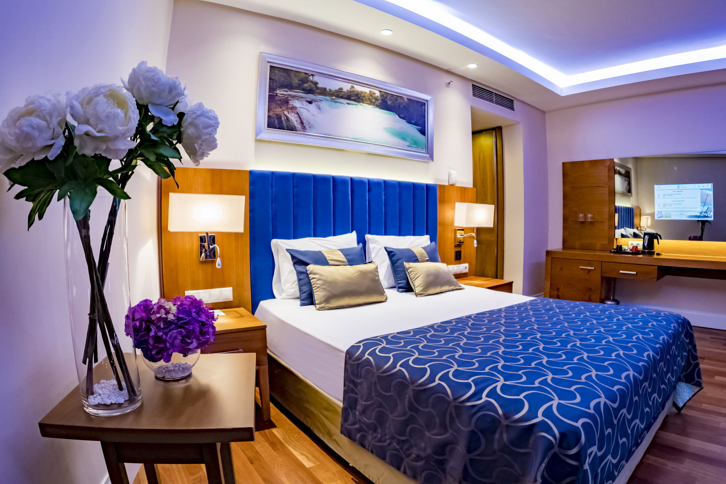 LIBERTY HOTELS LARA