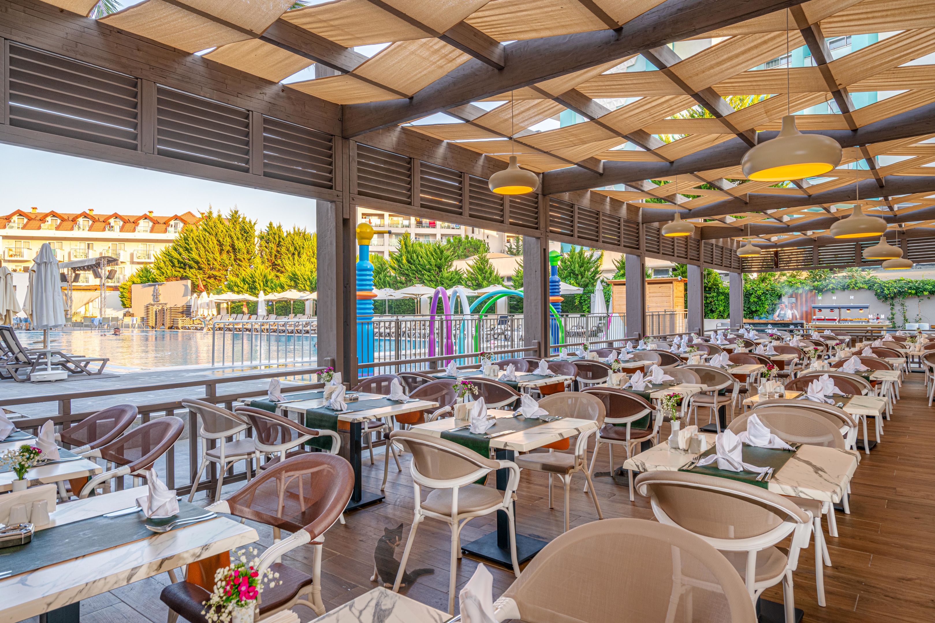 SIDE STORY RESORT AND SPA HOTEL