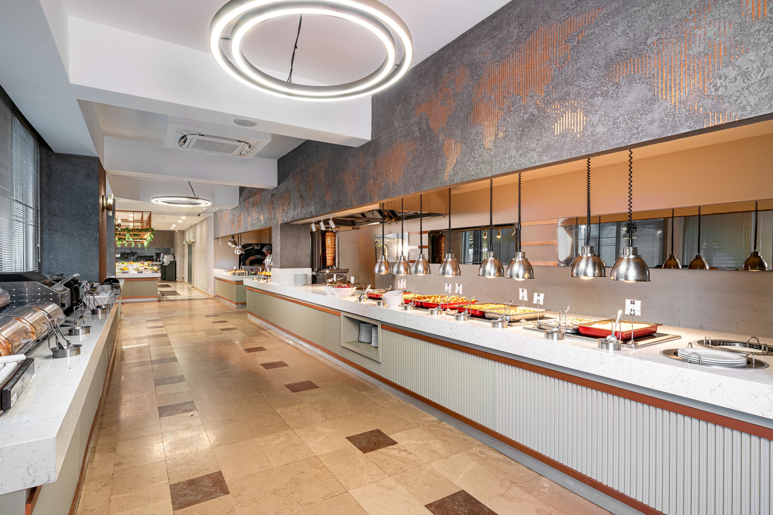 SIDE STORY RESORT AND SPA HOTEL