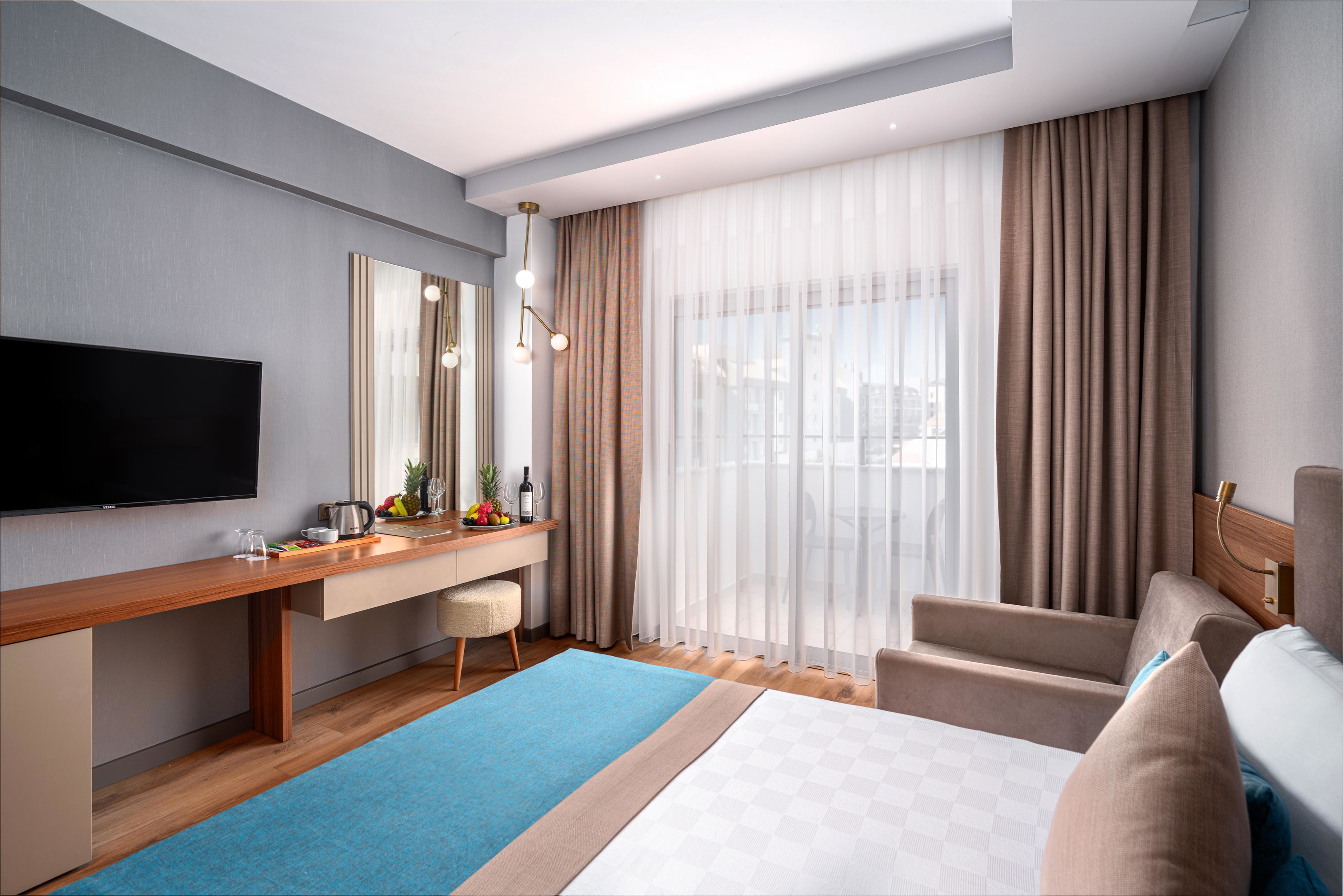 SIDE STORY RESORT AND SPA HOTEL