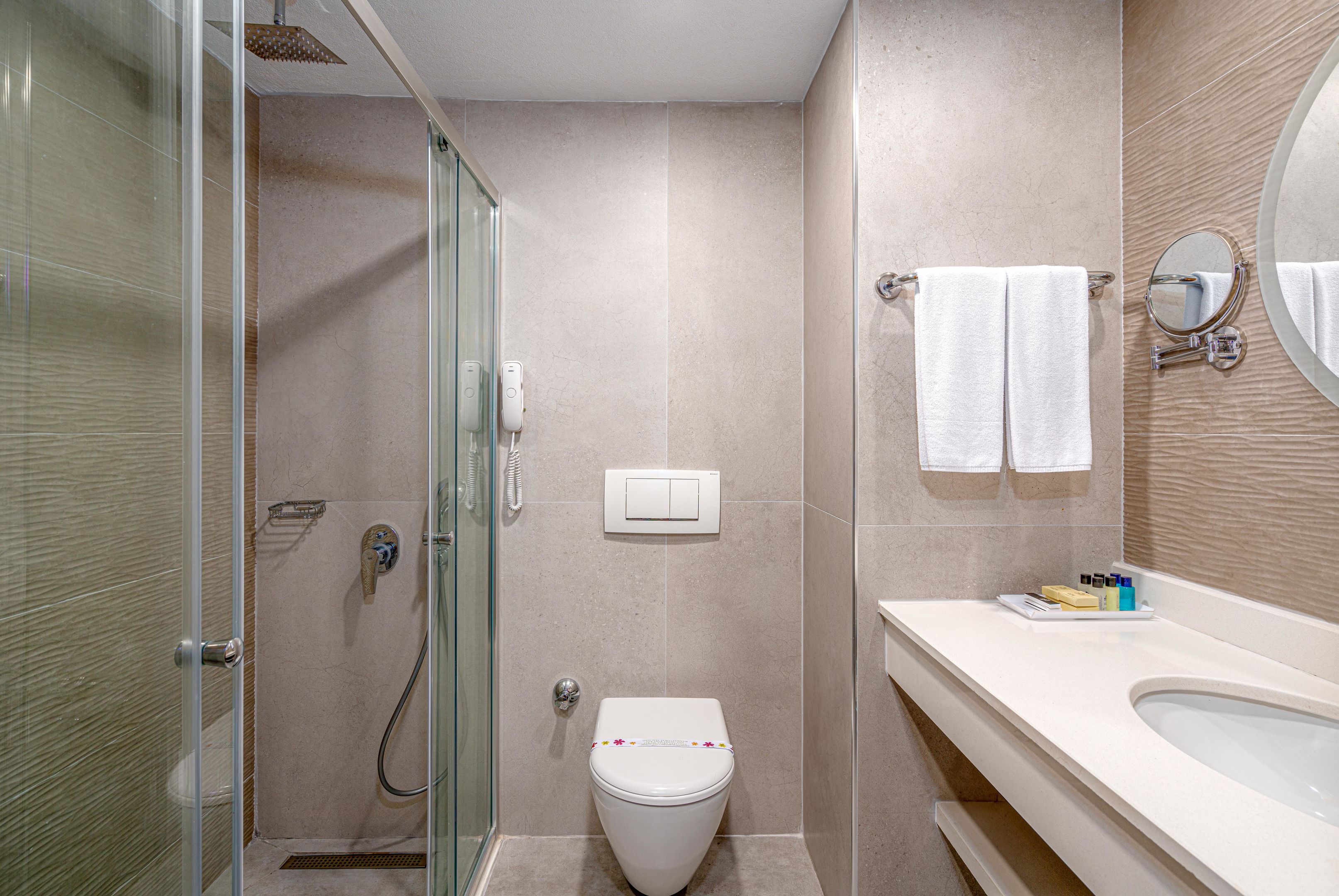 SIDE STORY RESORT AND SPA HOTEL