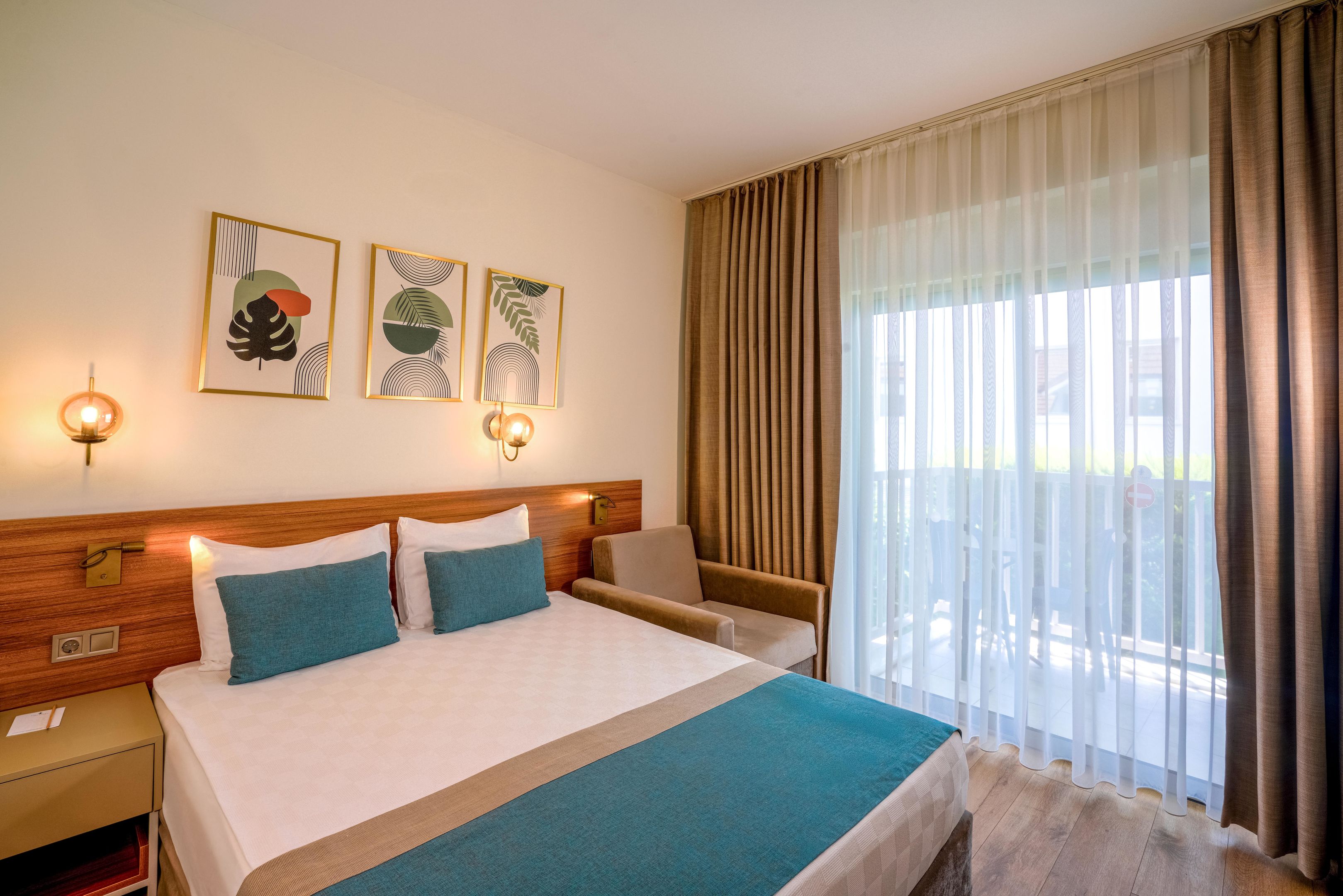 SIDE STORY RESORT AND SPA HOTEL