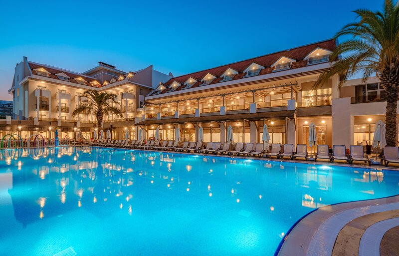 SIDE STORY RESORT AND SPA HOTEL