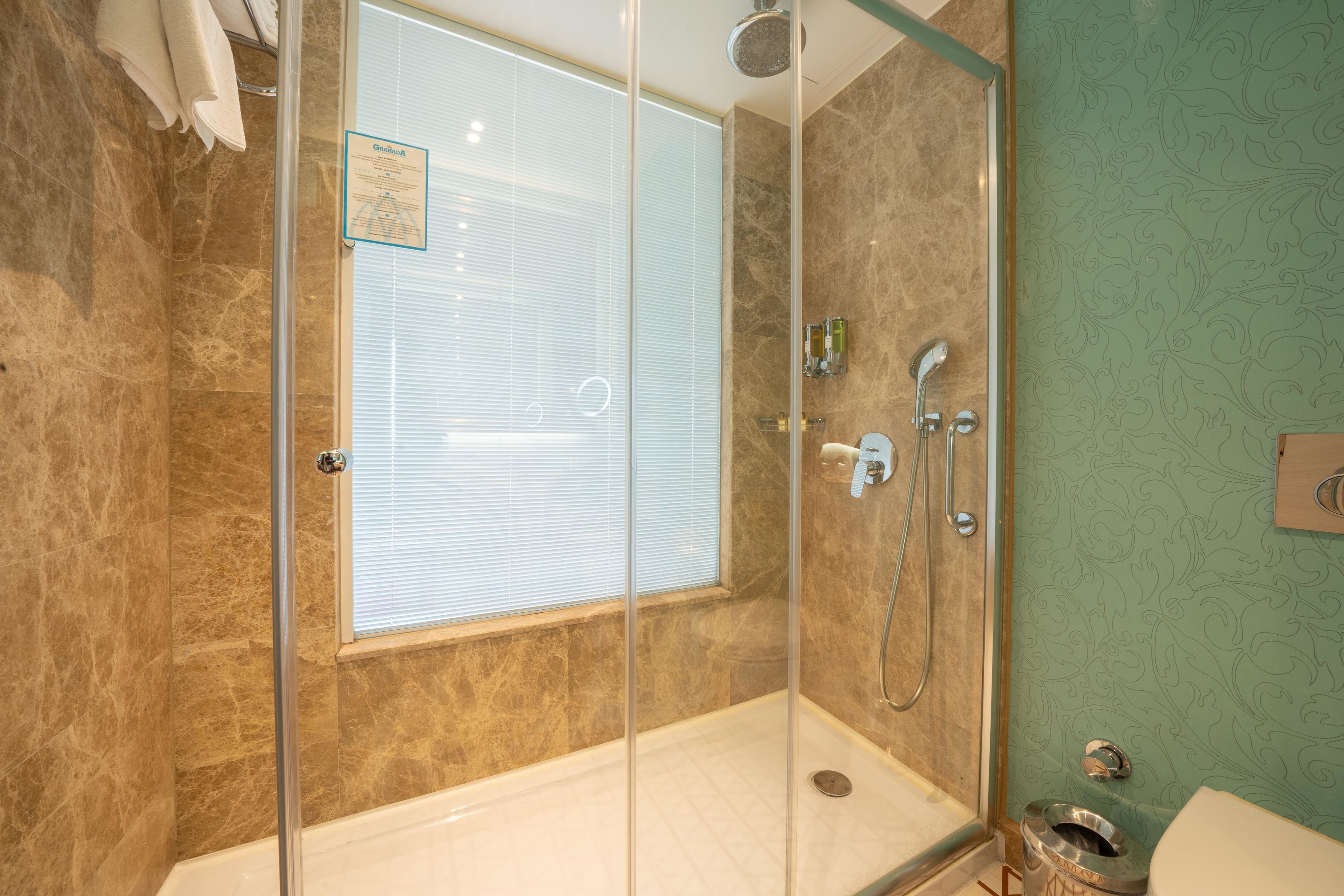 GRANADA LUXURY BELEK