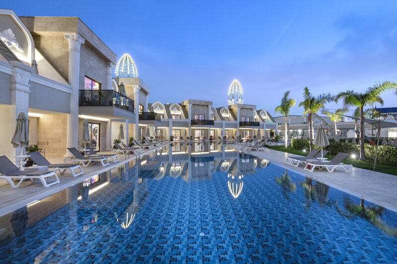 GRANADA LUXURY BELEK