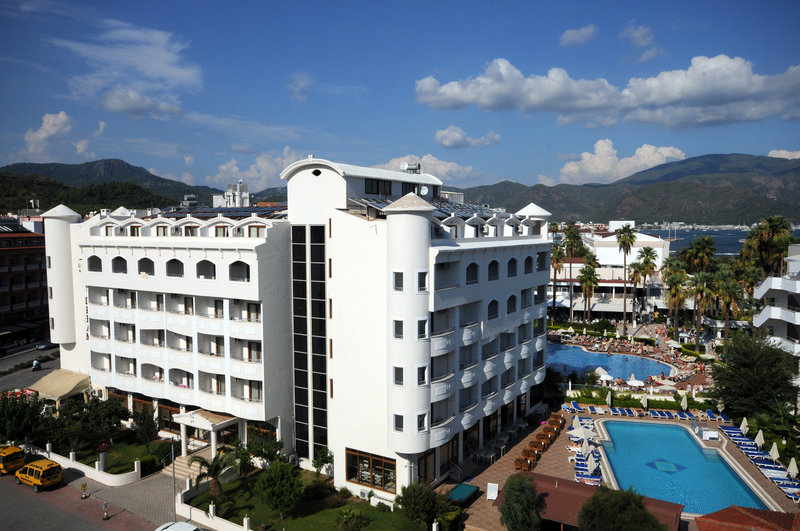 MY DREAM HOTEL
