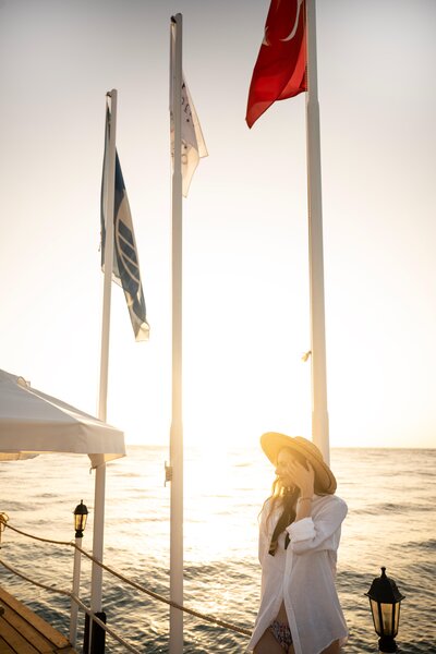 SAILORS BEACH CLUB