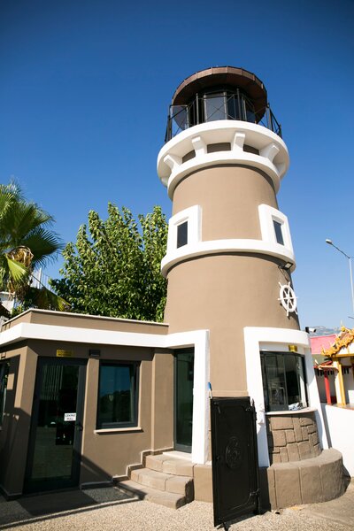 SAILORS BEACH CLUB