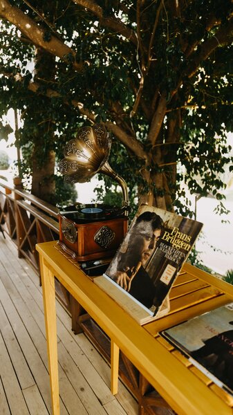 SAILORS BEACH CLUB