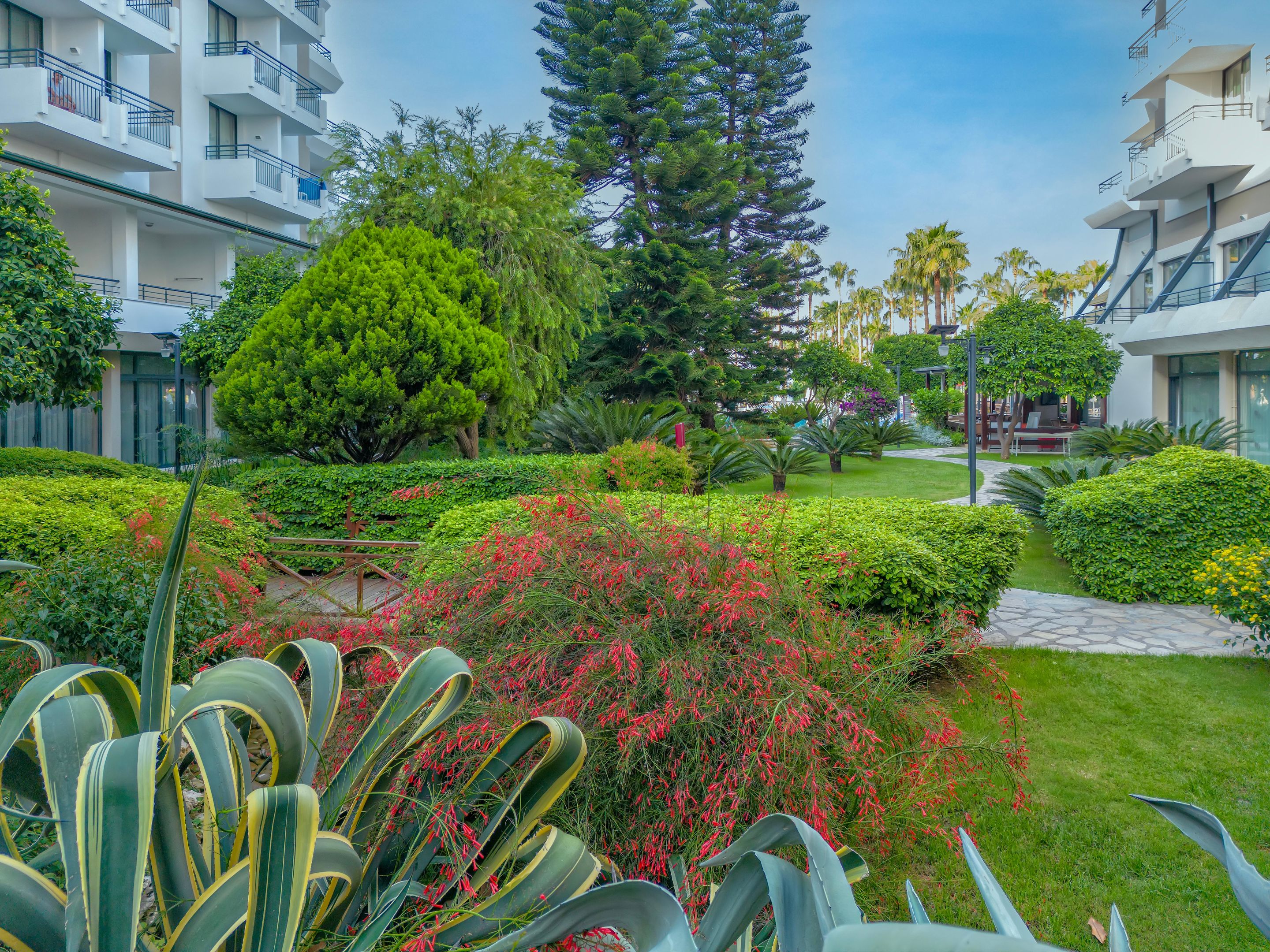 MERYAN HOTEL