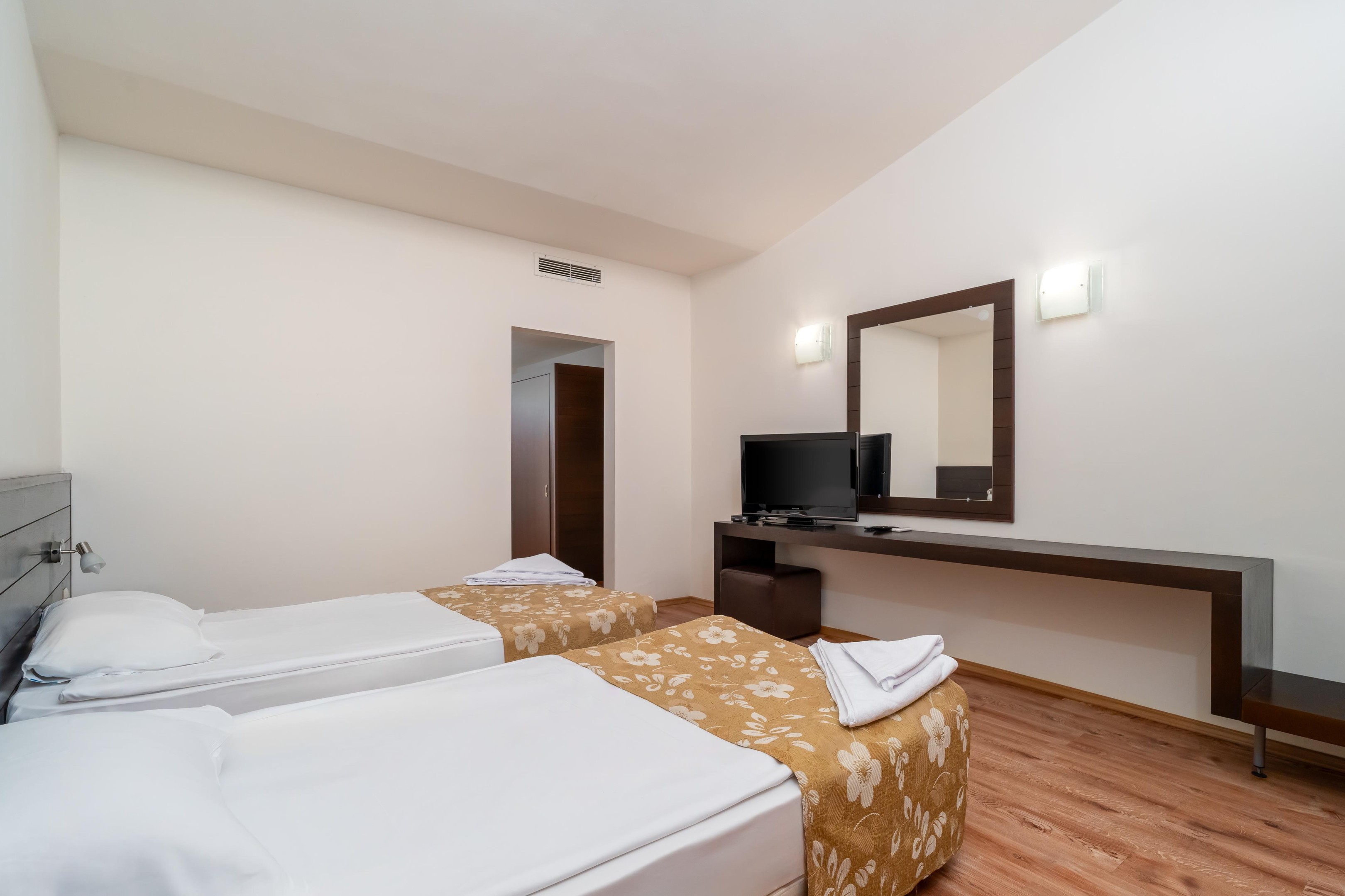 ASTERIA FAMILY SUNNY BEACH