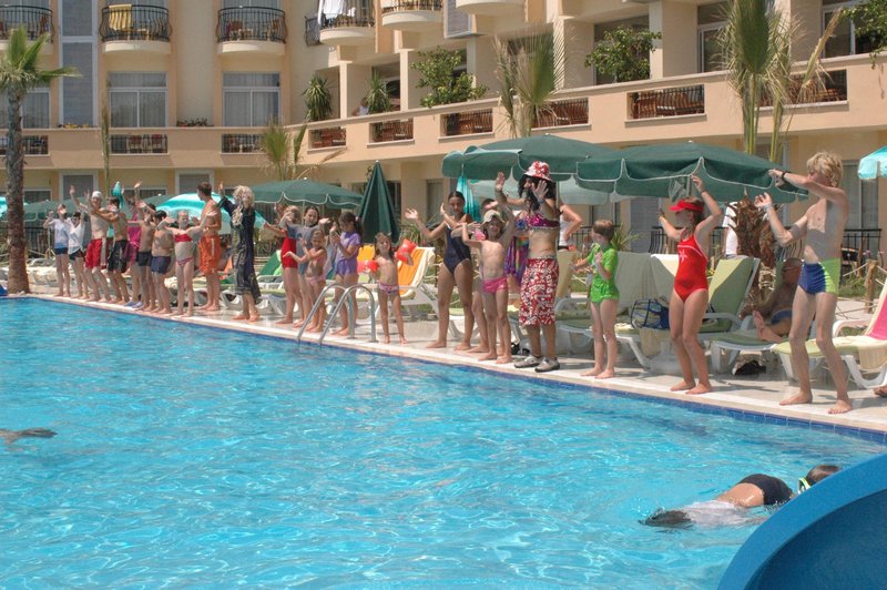 CAMYUVA BEACH HOTEL