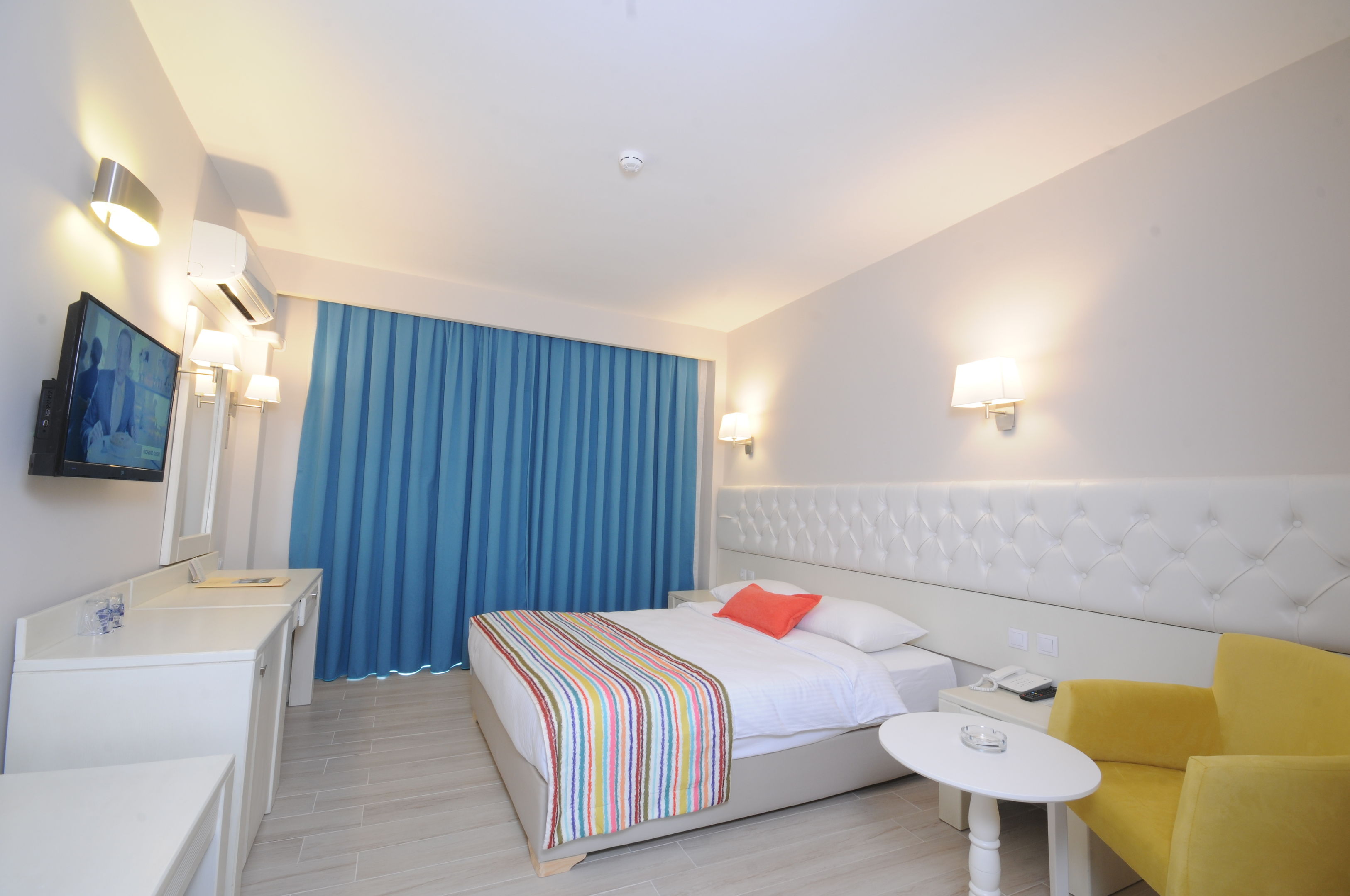 TROPICAL BEACH HOTEL ADULTS ONLY 16+