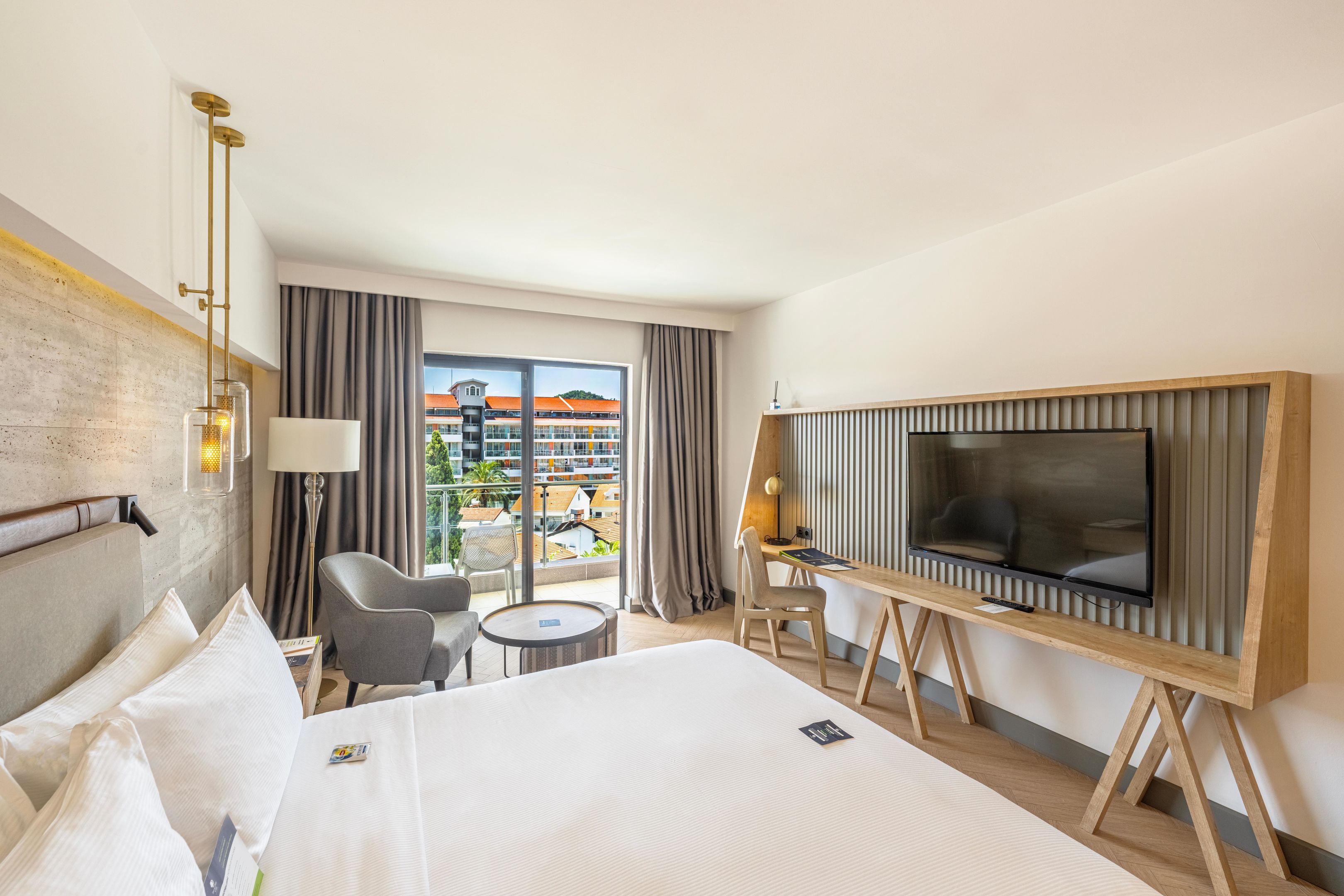DOUBLETREE BY HILTON ANTALYA KEMER