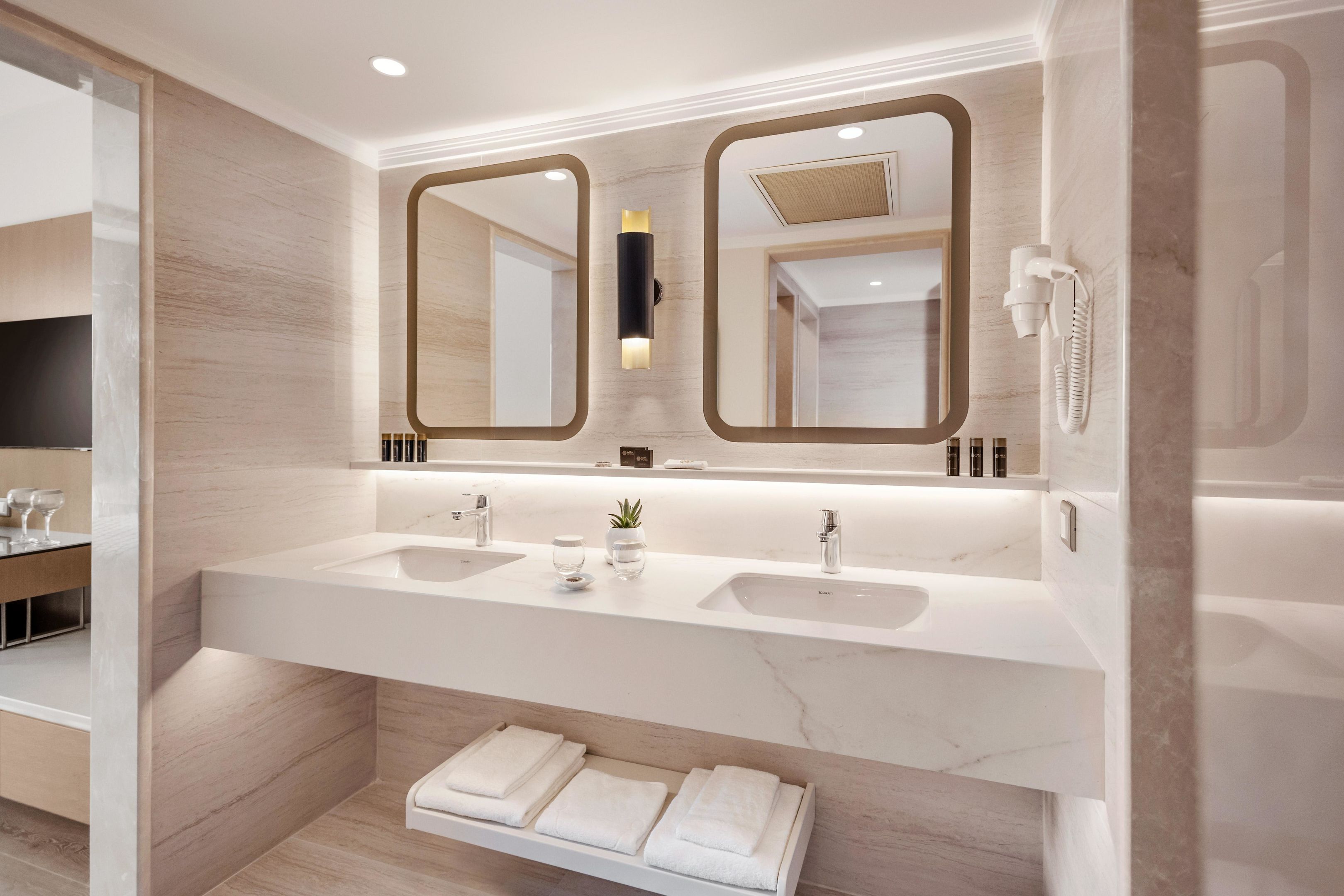 AKKA HOTELS ANTEDON