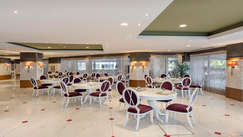 LIMAK LARA DELUXE RESORT