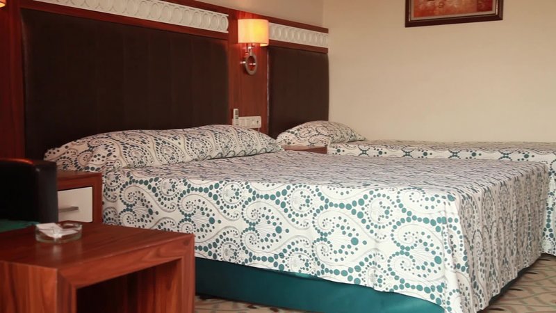 CLUB SIDE COAST HOTEL