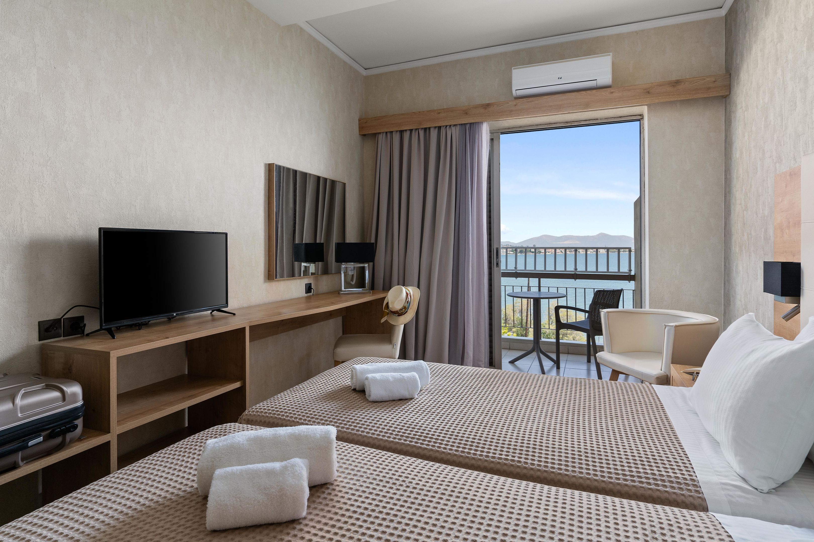 STEFANIA BEACH RESORT