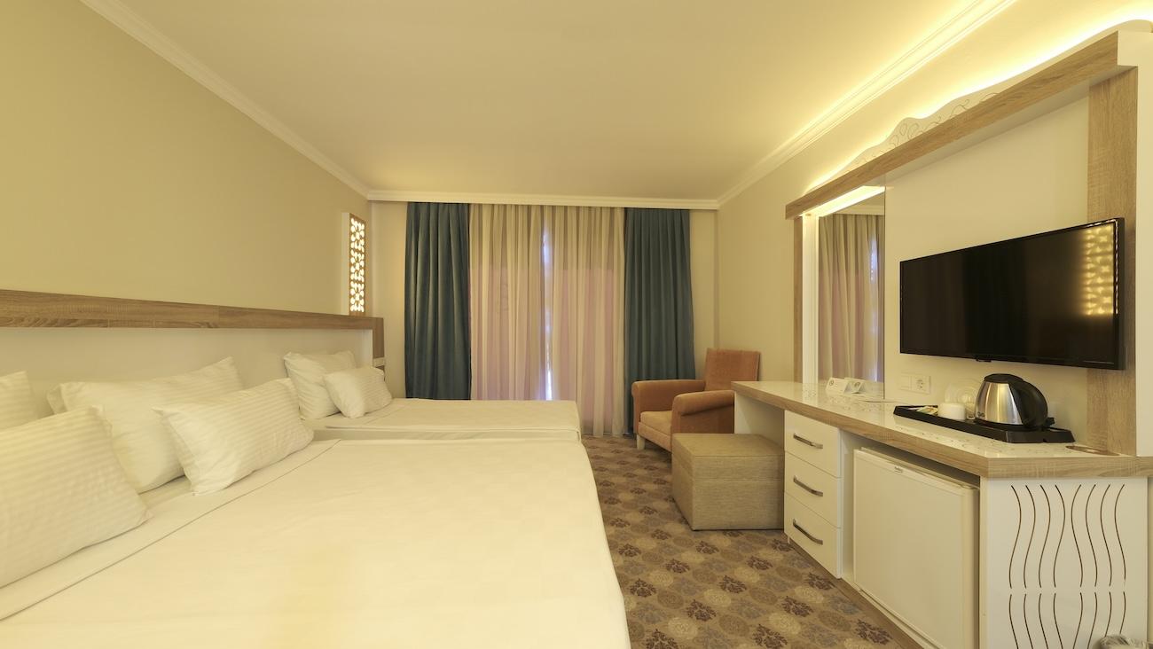 DEDEMAN KEMER RESORT