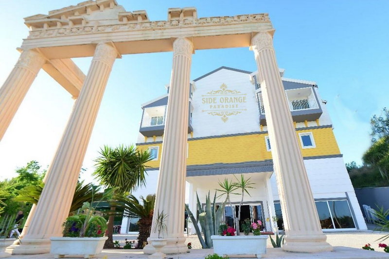 Q ELLA BEACH HOTEL
