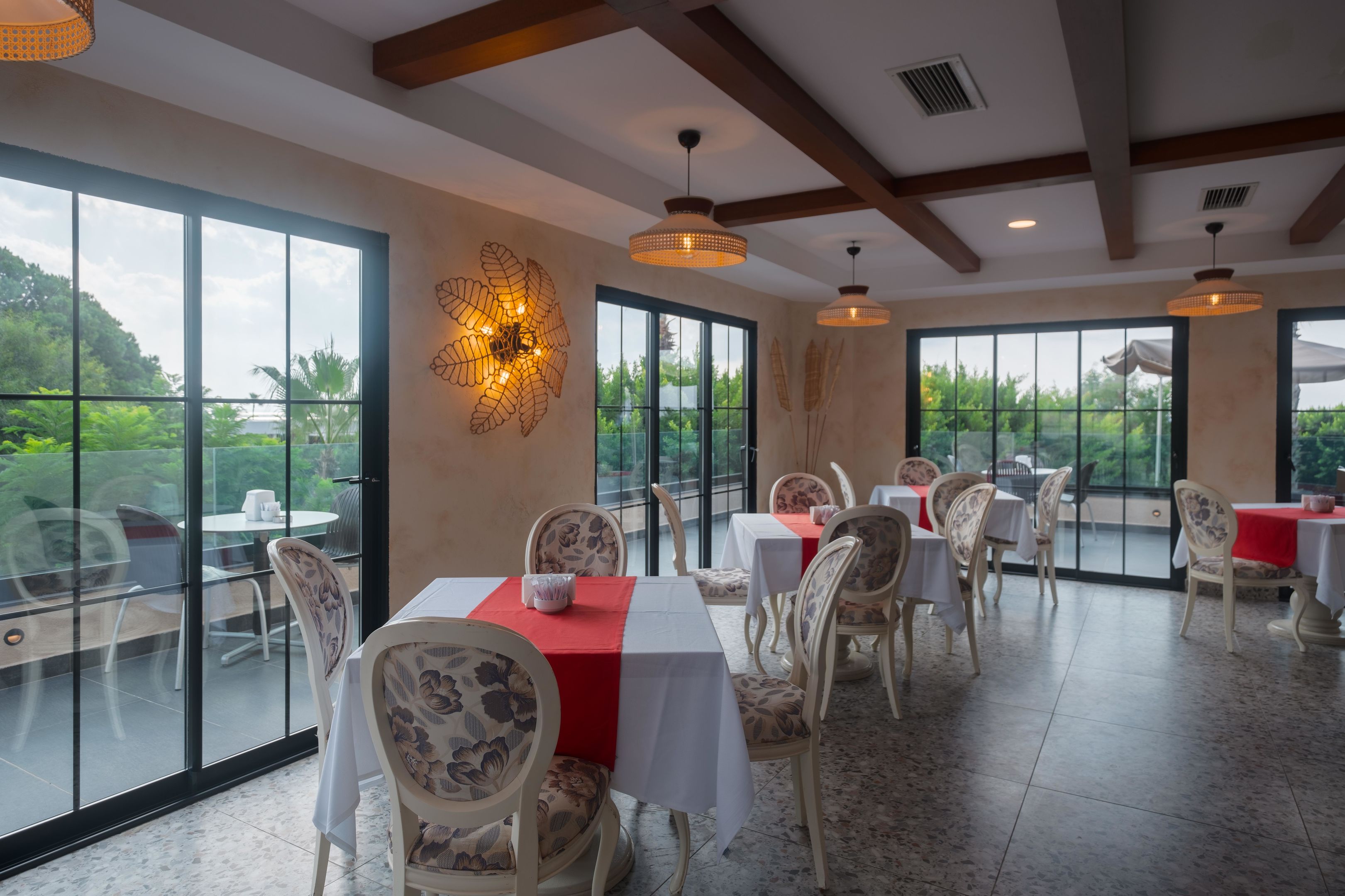 BELLA RESORT - SPA HOTEL