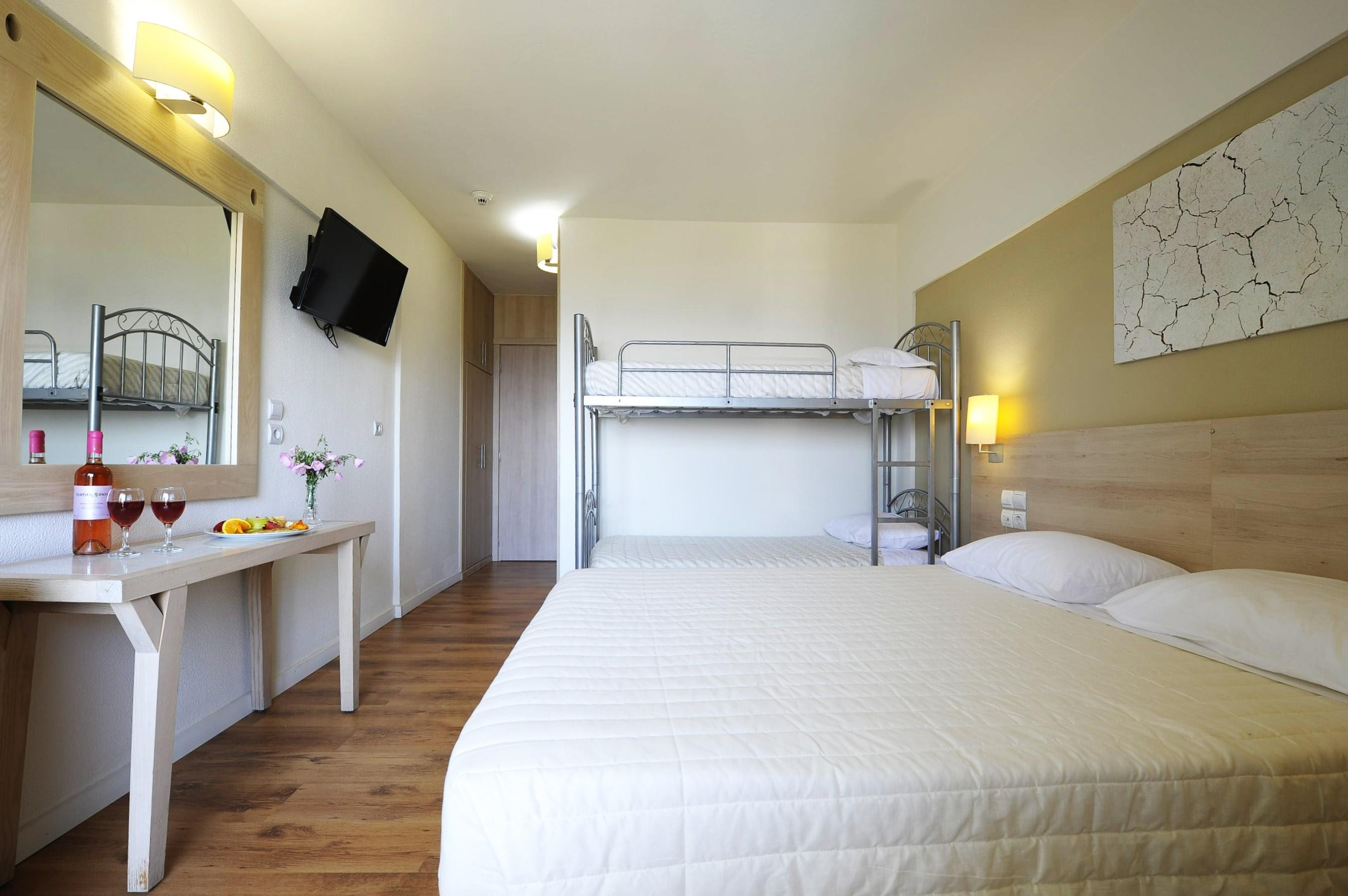 AMARYNTHOS RESORT