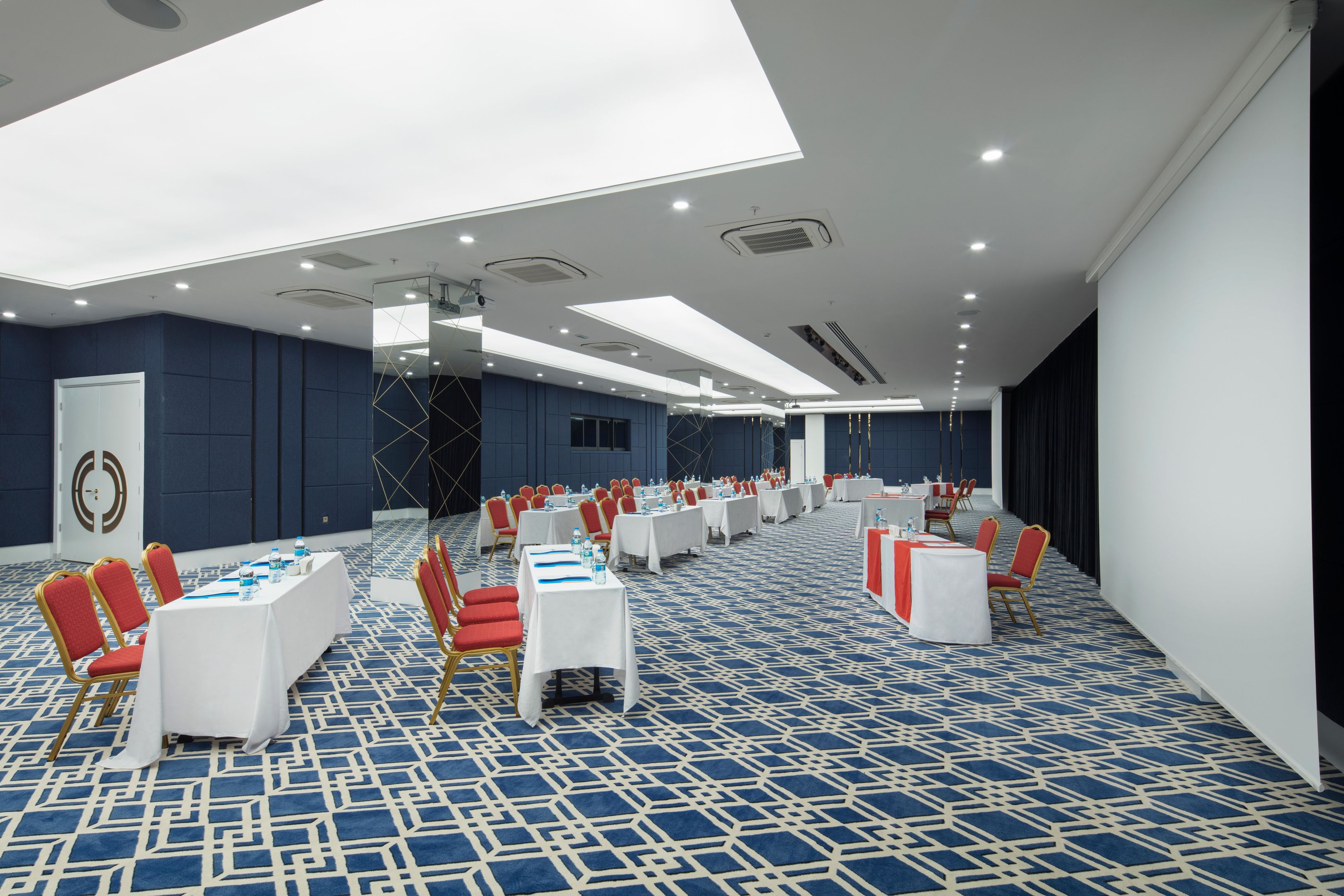 GRANADA LUXURY BEACH