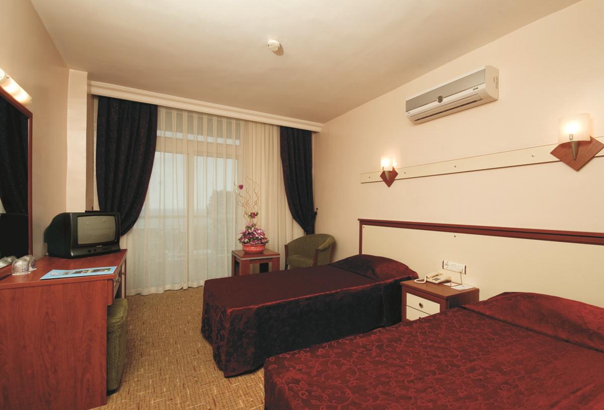 TRANSATLANTIK BEACH HOTEL