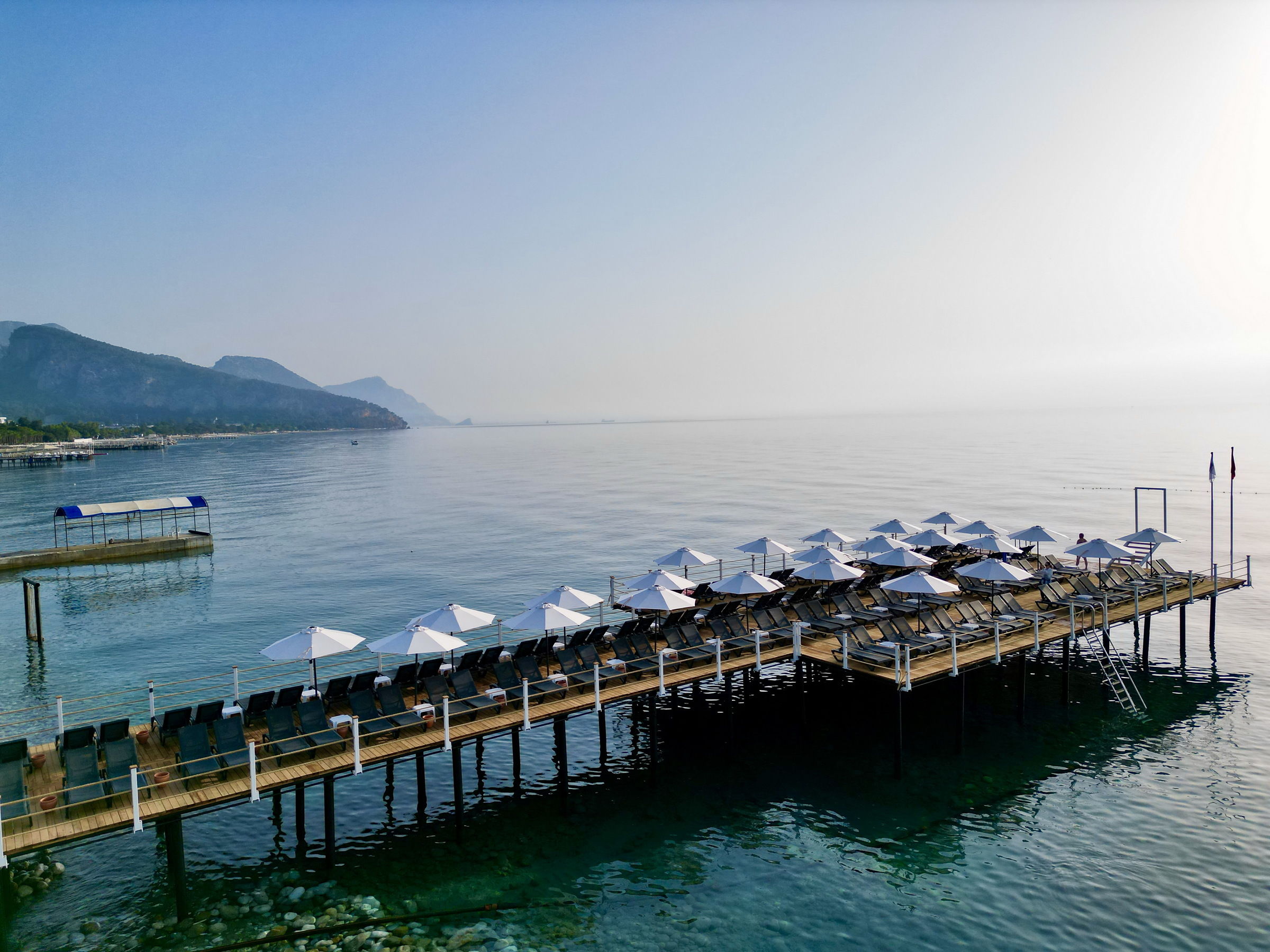 TRANSATLANTIK BEACH HOTEL