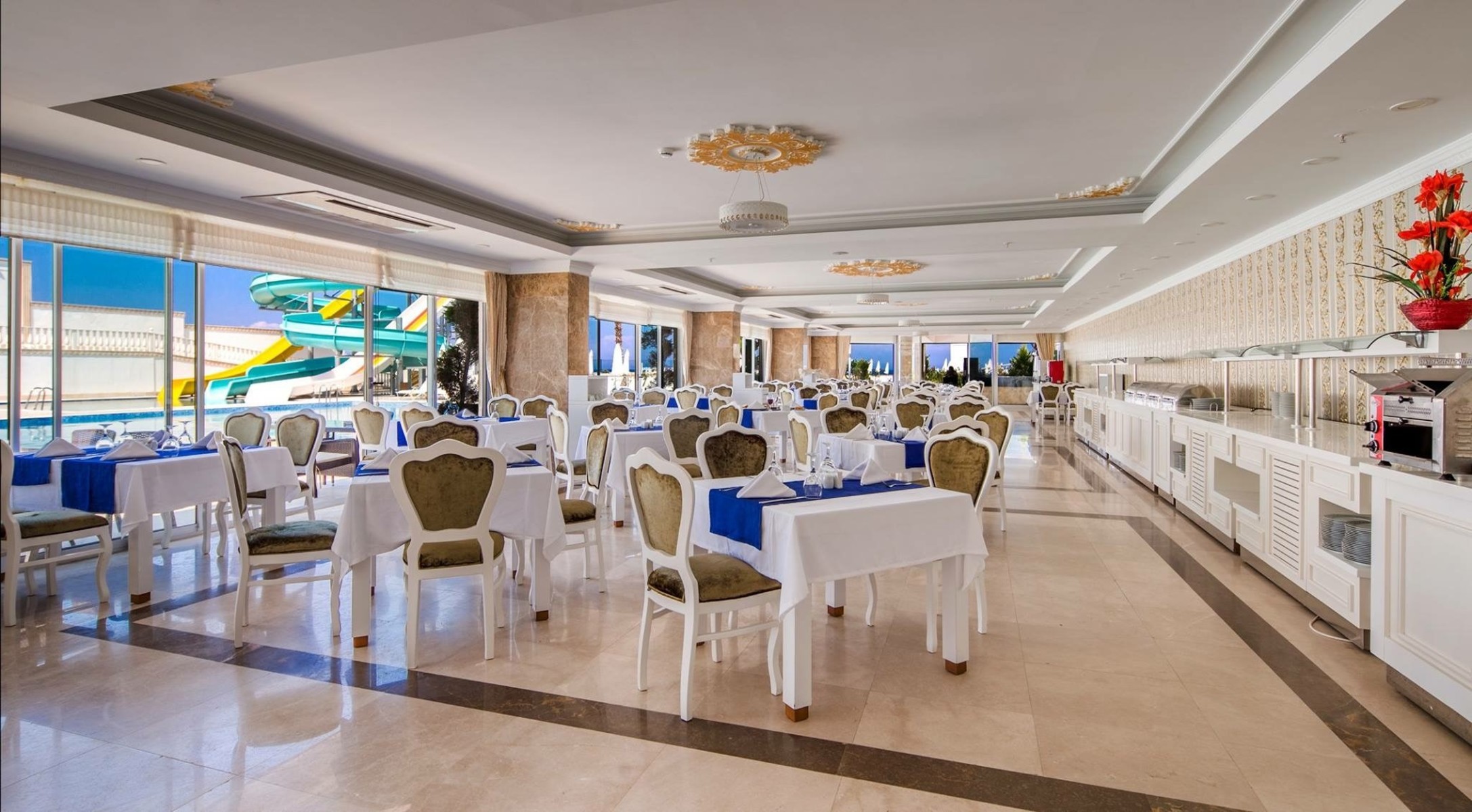 SL LA PERLA HOTEL