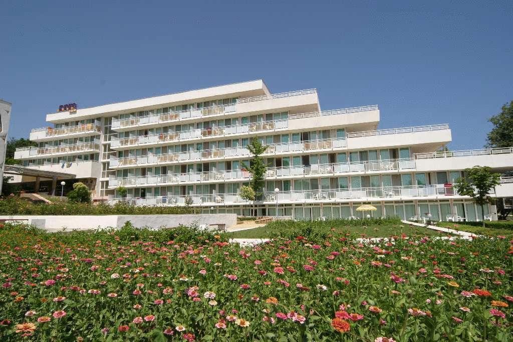 COM HOTEL