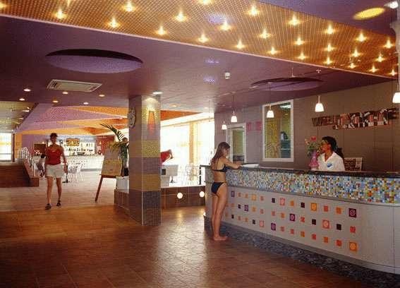 COM HOTEL