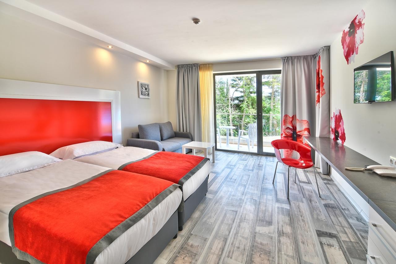 GRIFID HOTEL FORESTA ADULTS ONLY 16+