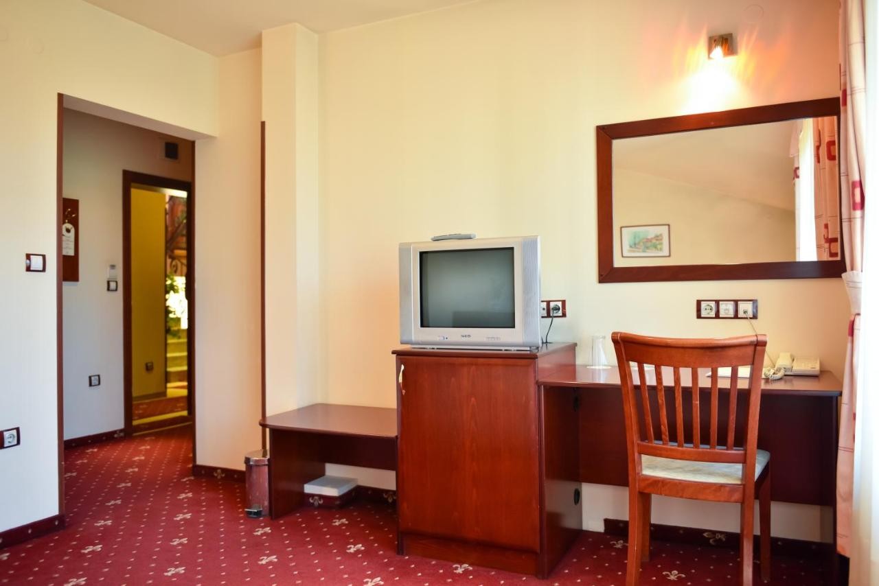 MARTIN CLUB HOTEL