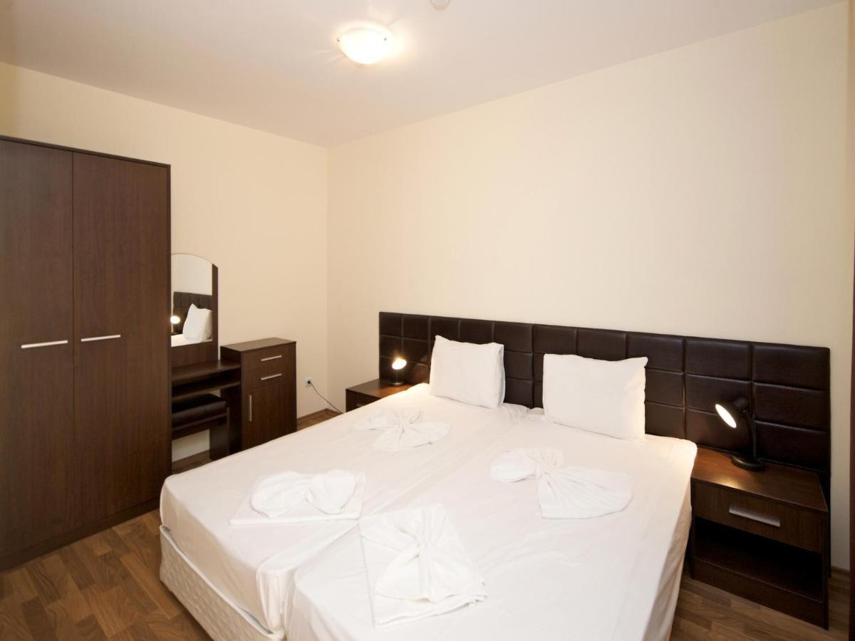 RUMBA BEACH GOLDEN INA HOTEL