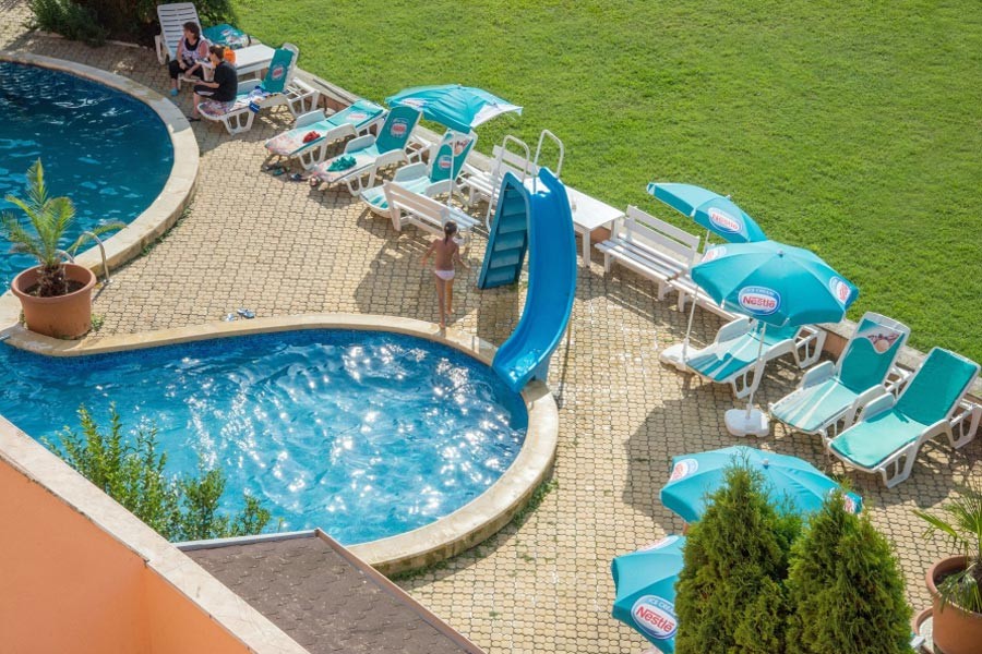 LOZENETZ RESORT