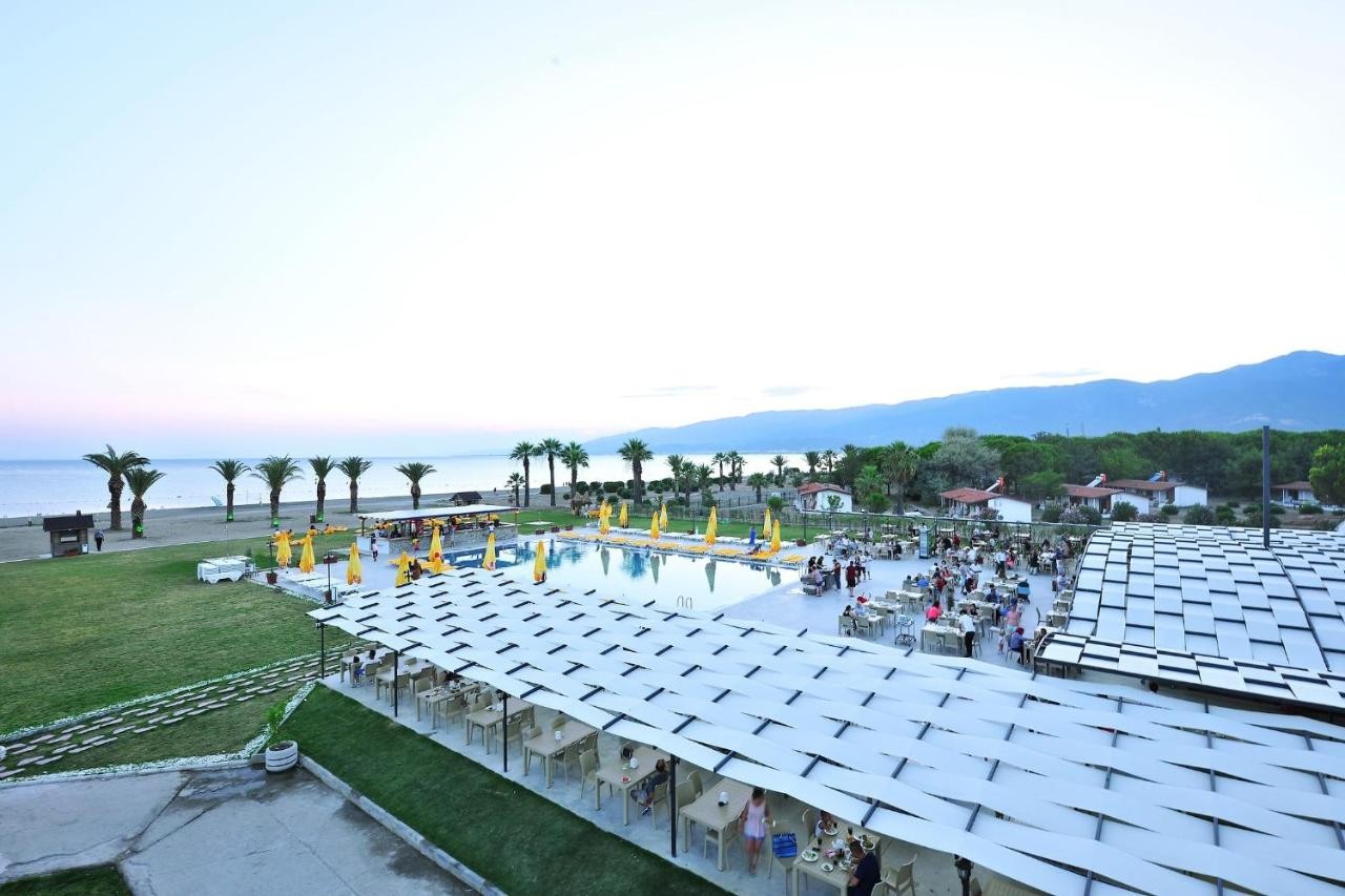 AFYTOS AKCAY HOLIDAY VILLAGE