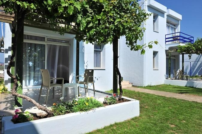 AFYTOS AKCAY HOLIDAY VILLAGE