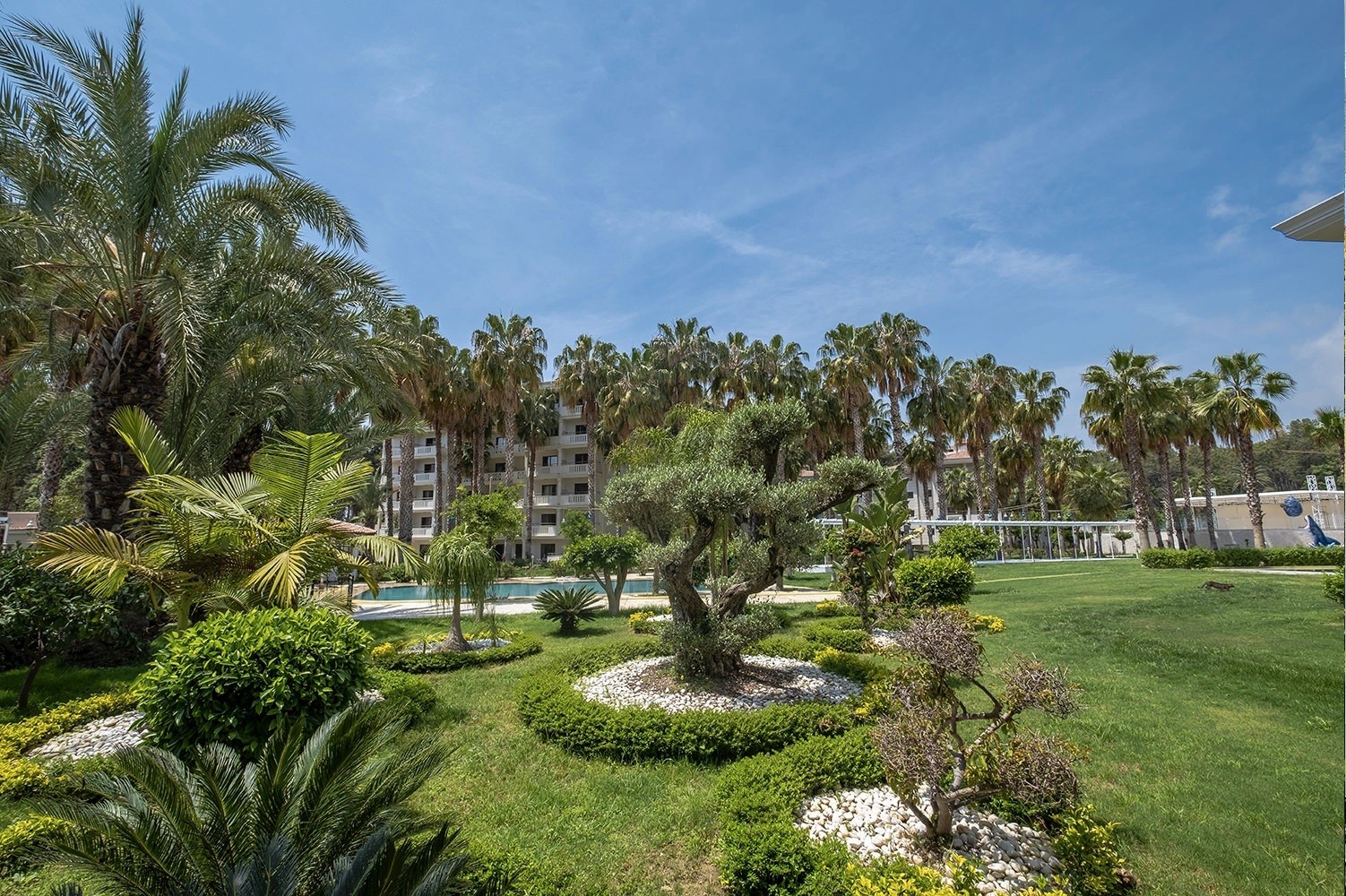 UTOPIA RESORT-RESIDENCE