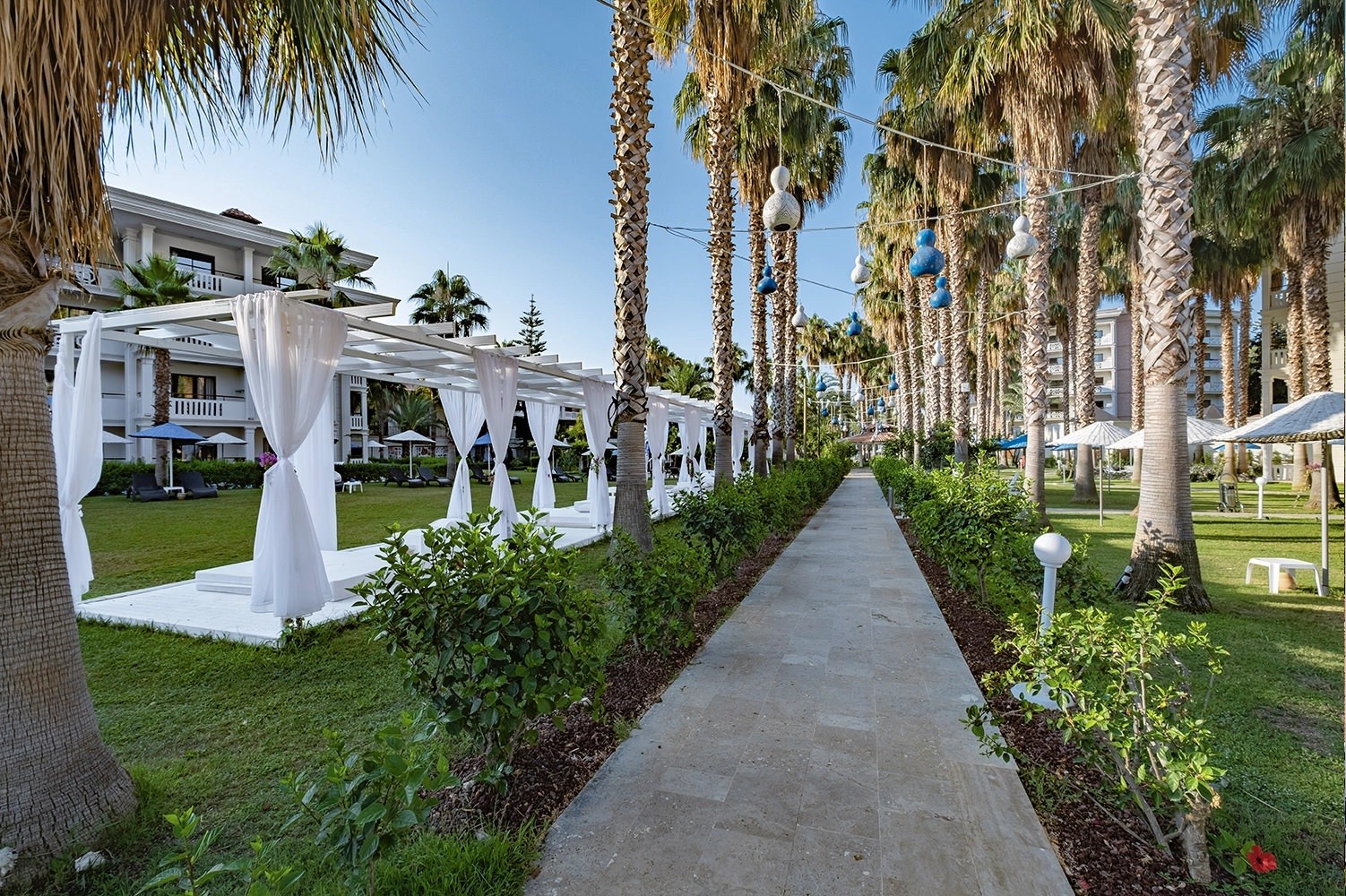 UTOPIA RESORT-RESIDENCE
