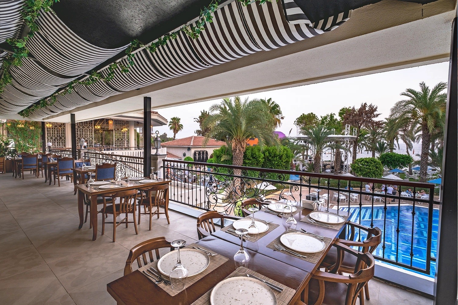 UTOPIA RESORT-RESIDENCE