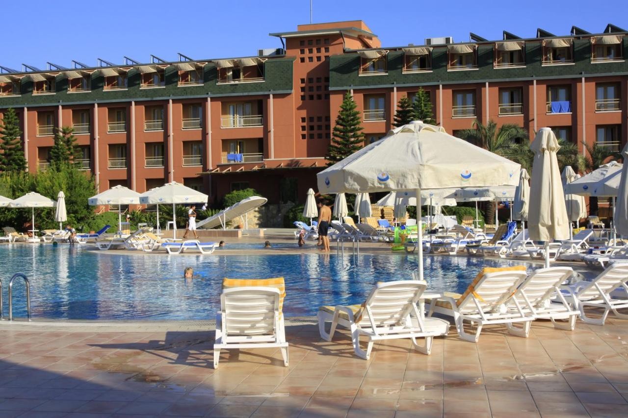 AQI HOTELS PEGASOS CLUB